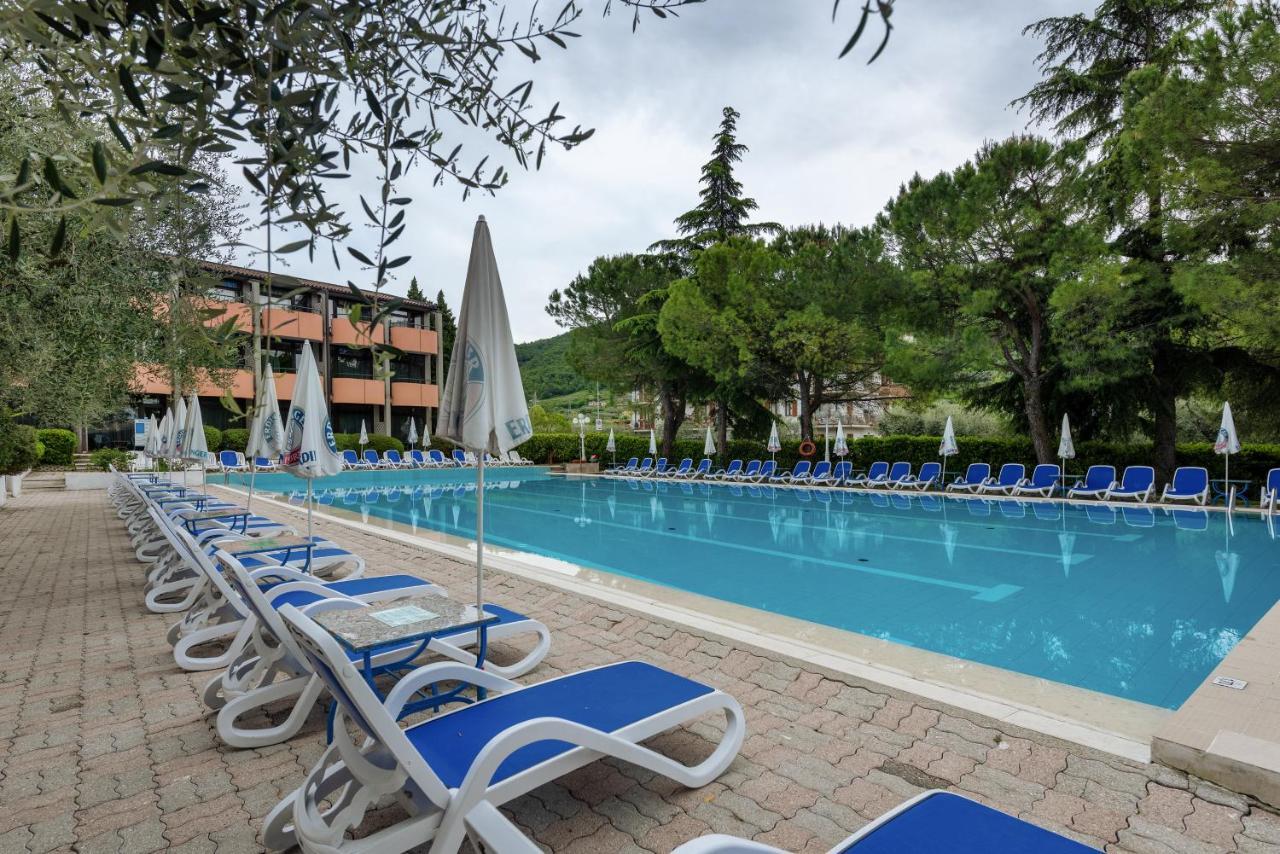 Hotel Royal Garda  Zewnętrze zdjęcie