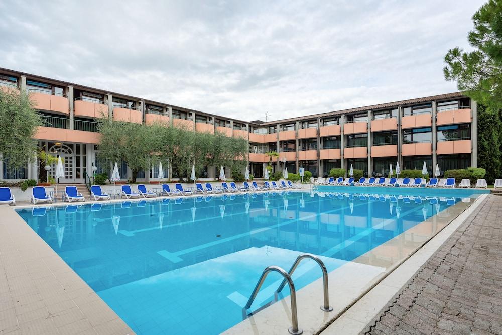 Hotel Royal Garda  Zewnętrze zdjęcie
