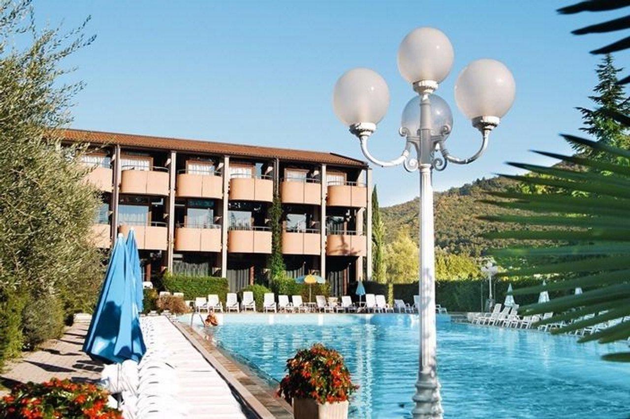 Hotel Royal Garda  Zewnętrze zdjęcie