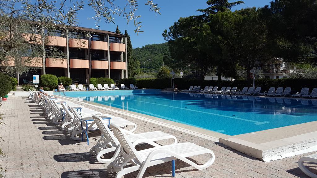 Hotel Royal Garda  Zewnętrze zdjęcie