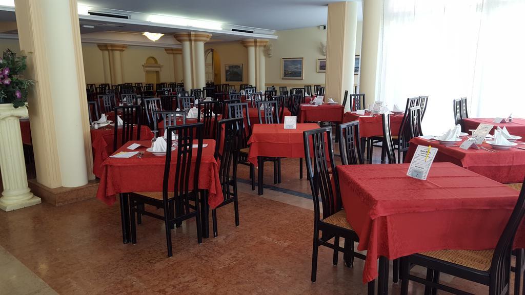 Hotel Royal Garda  Zewnętrze zdjęcie
