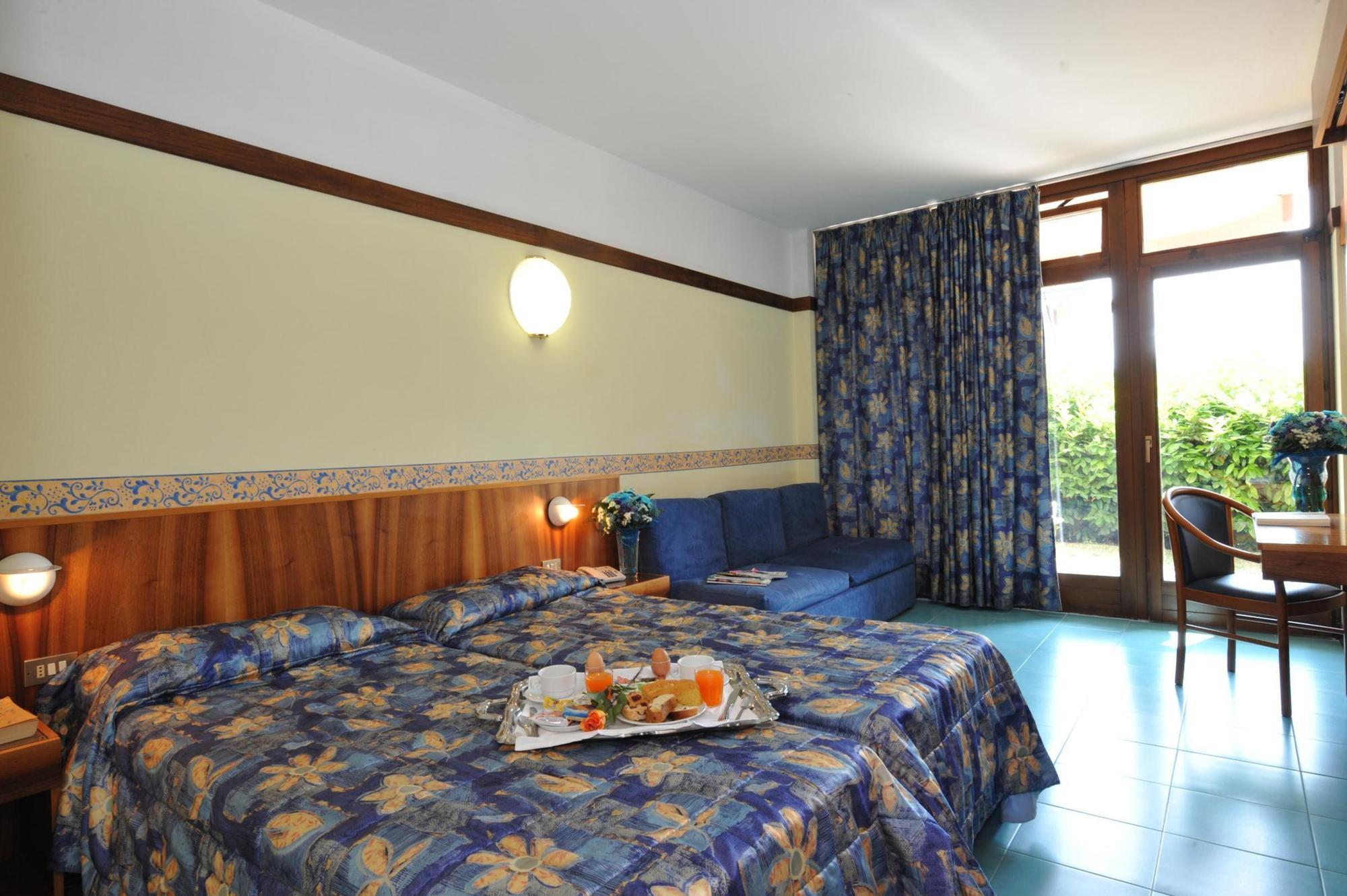 Hotel Royal Garda  Zewnętrze zdjęcie